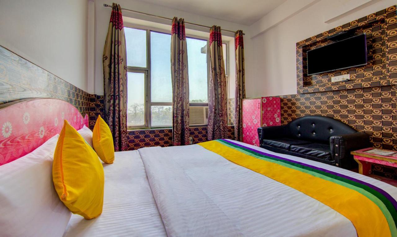 Itsy Hotels Satya Shree كاترا المظهر الخارجي الصورة