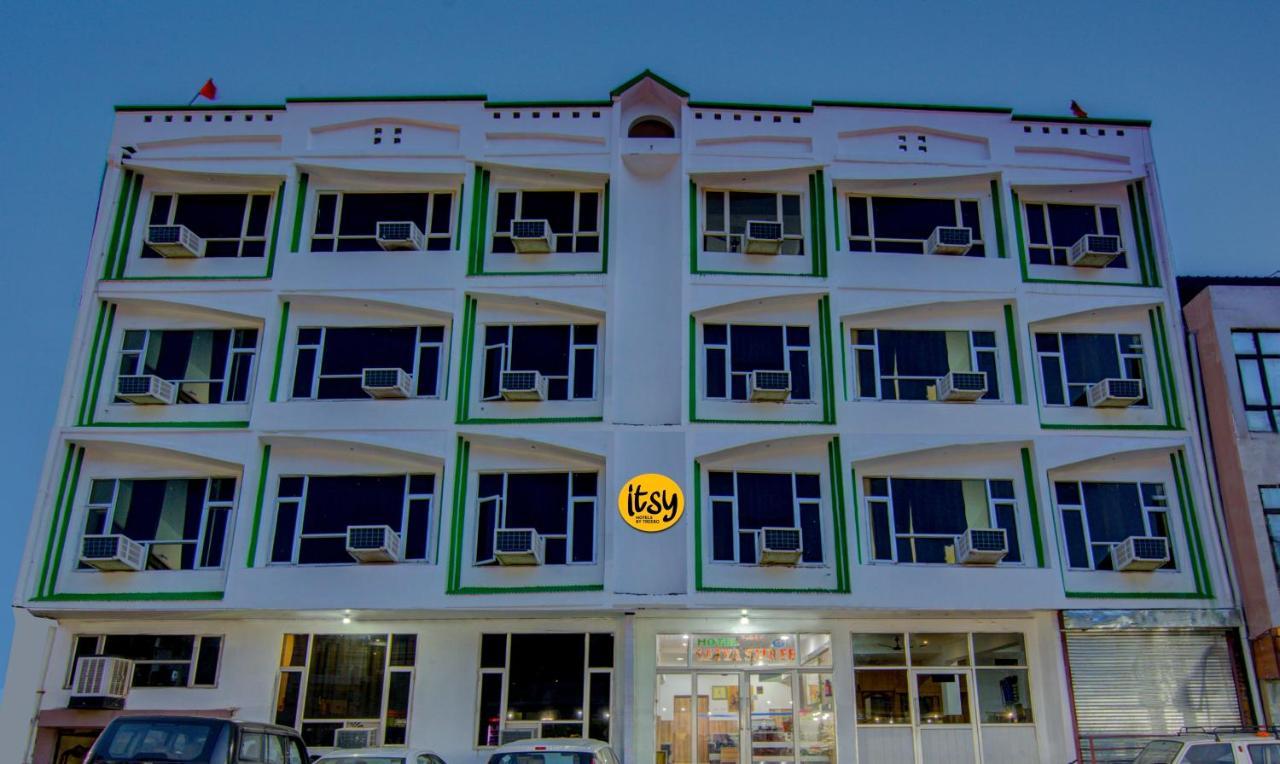 Itsy Hotels Satya Shree كاترا المظهر الخارجي الصورة