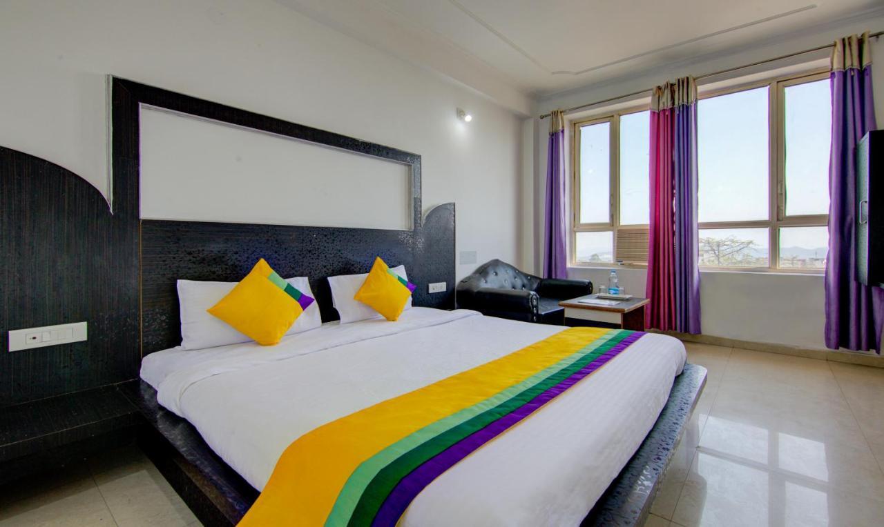 Itsy Hotels Satya Shree كاترا المظهر الخارجي الصورة