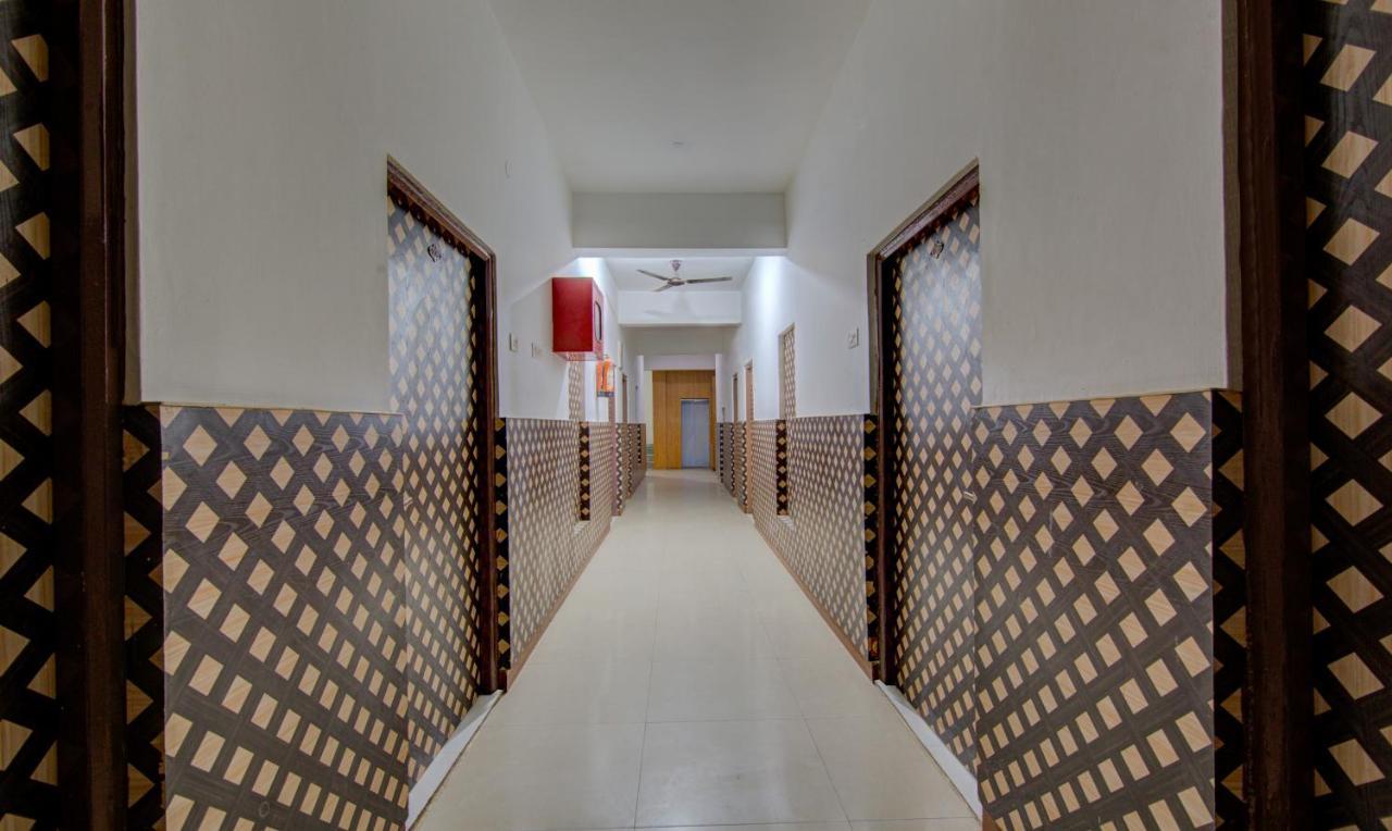 Itsy Hotels Satya Shree كاترا المظهر الخارجي الصورة